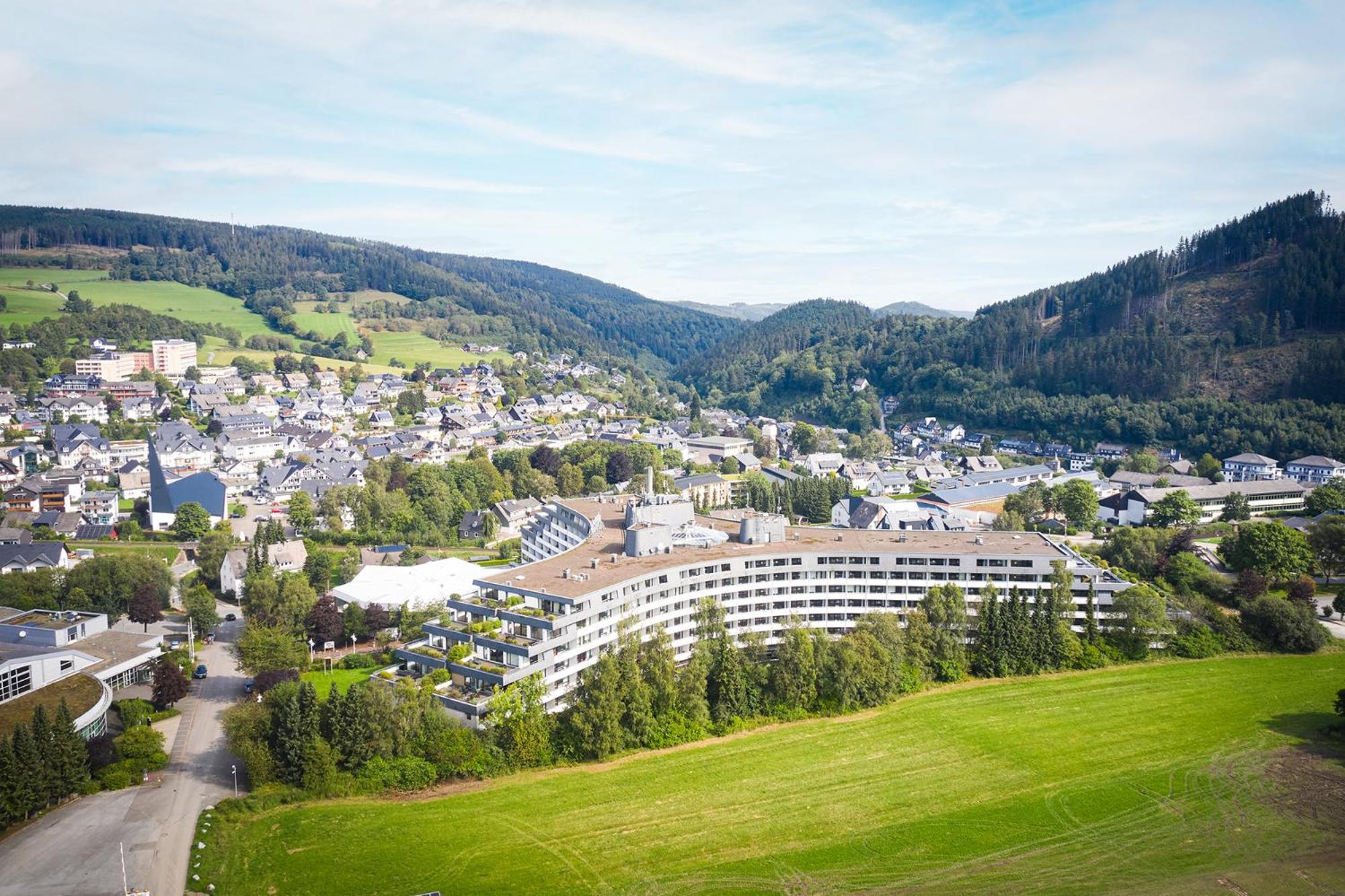 Sauerland Stern Hotel Виллинген Экстерьер фото